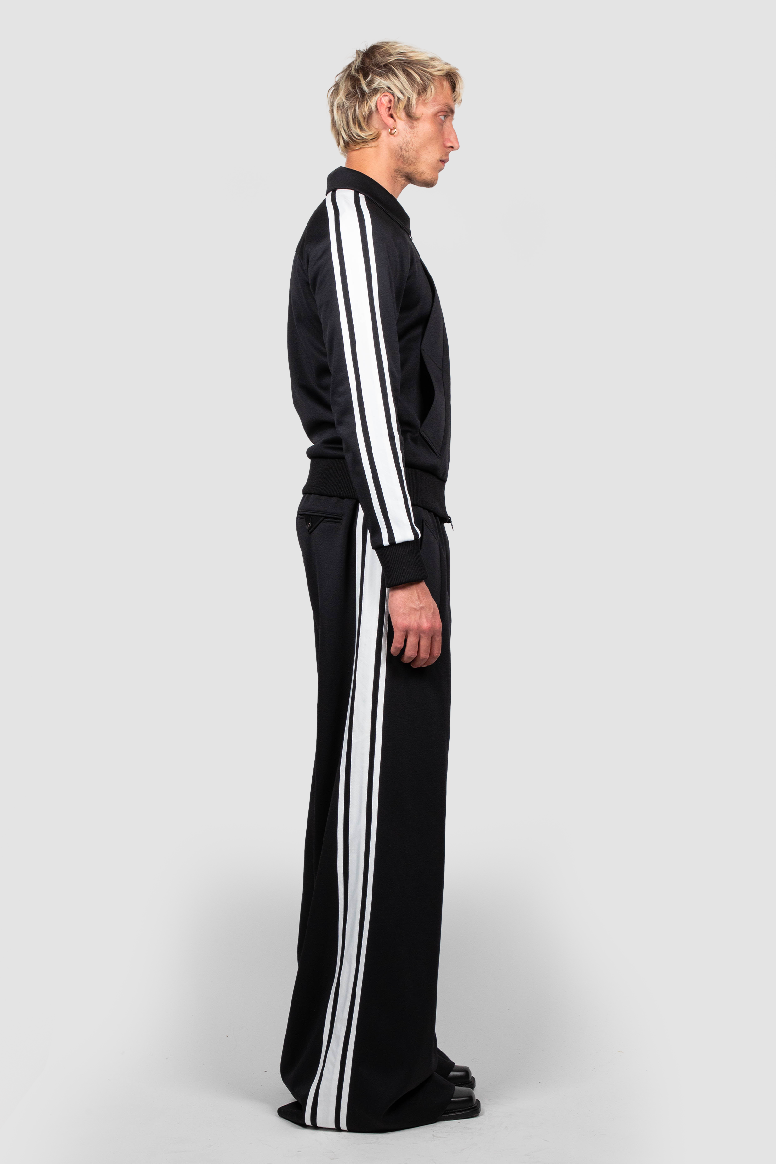TRACK JACKET