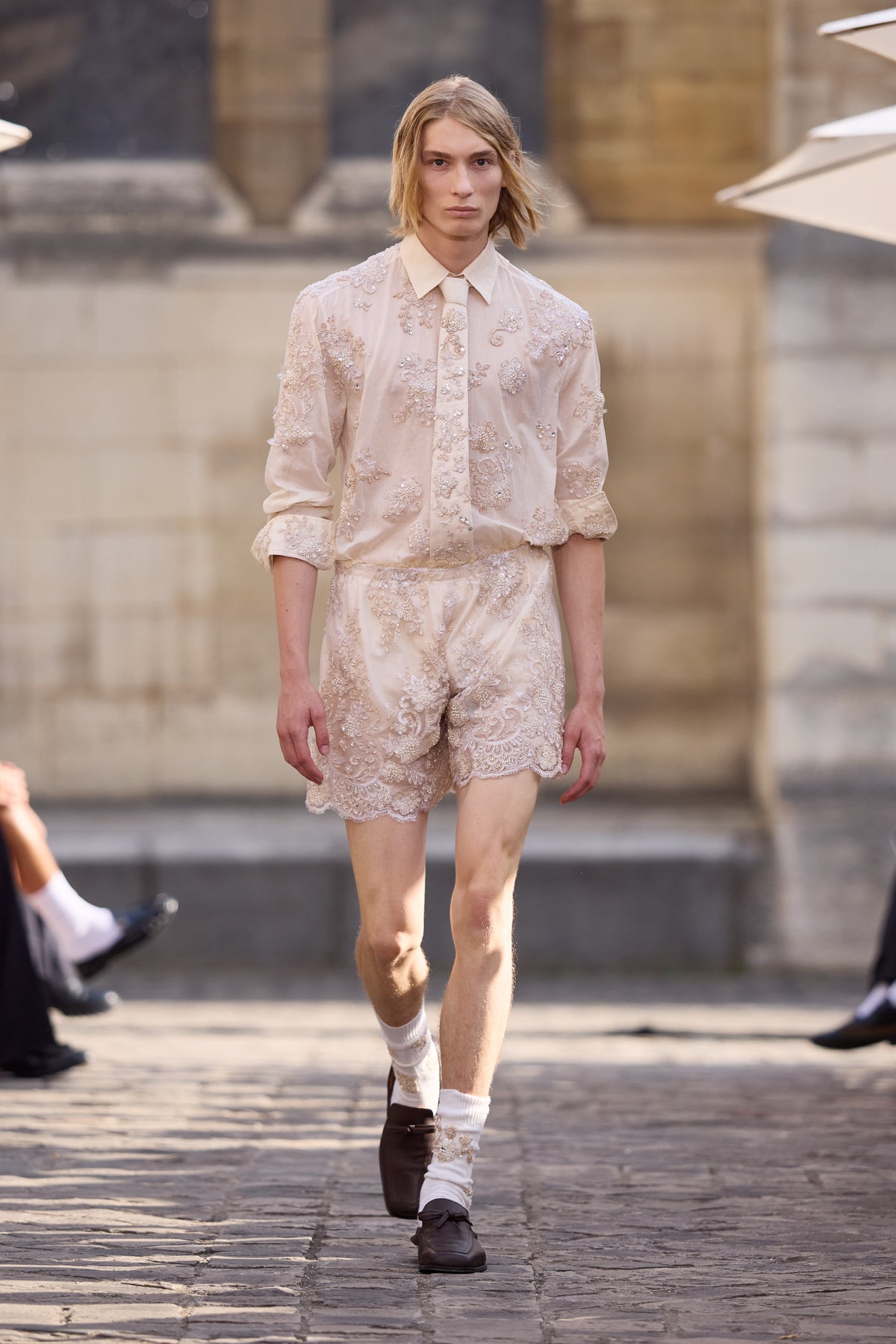 EMBROIDED SHORTS