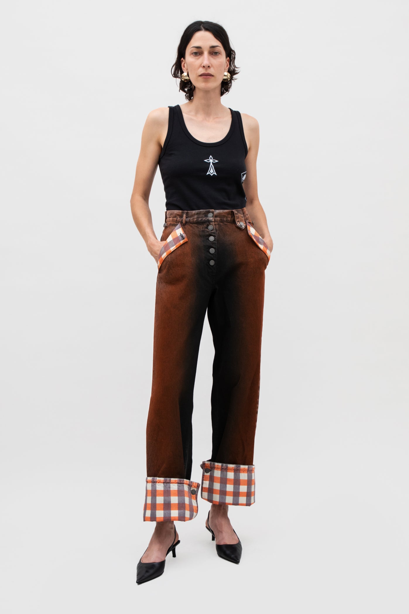 CONTRASTED HEM DENIM