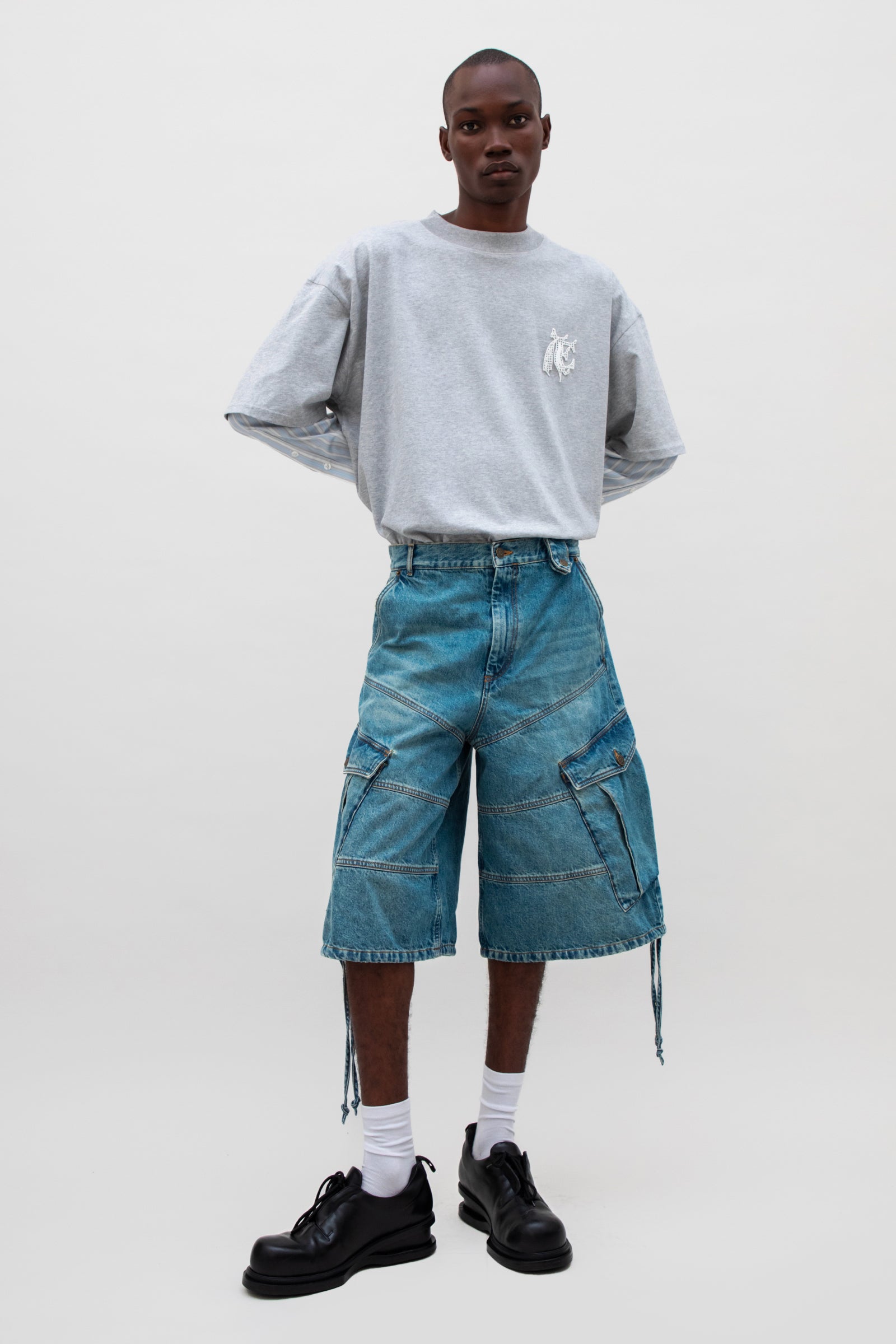 CARGO DENIM SHORT