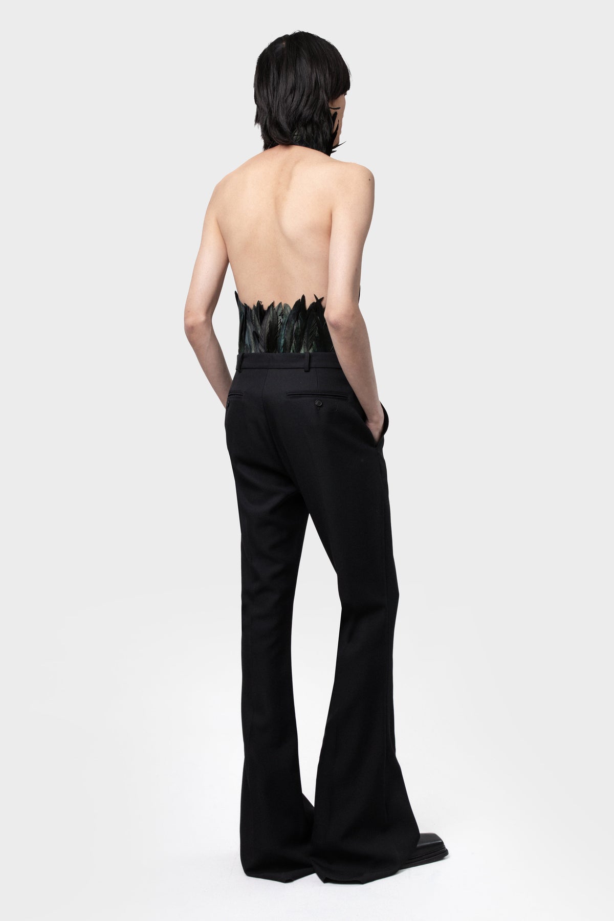 FEATHER TOP