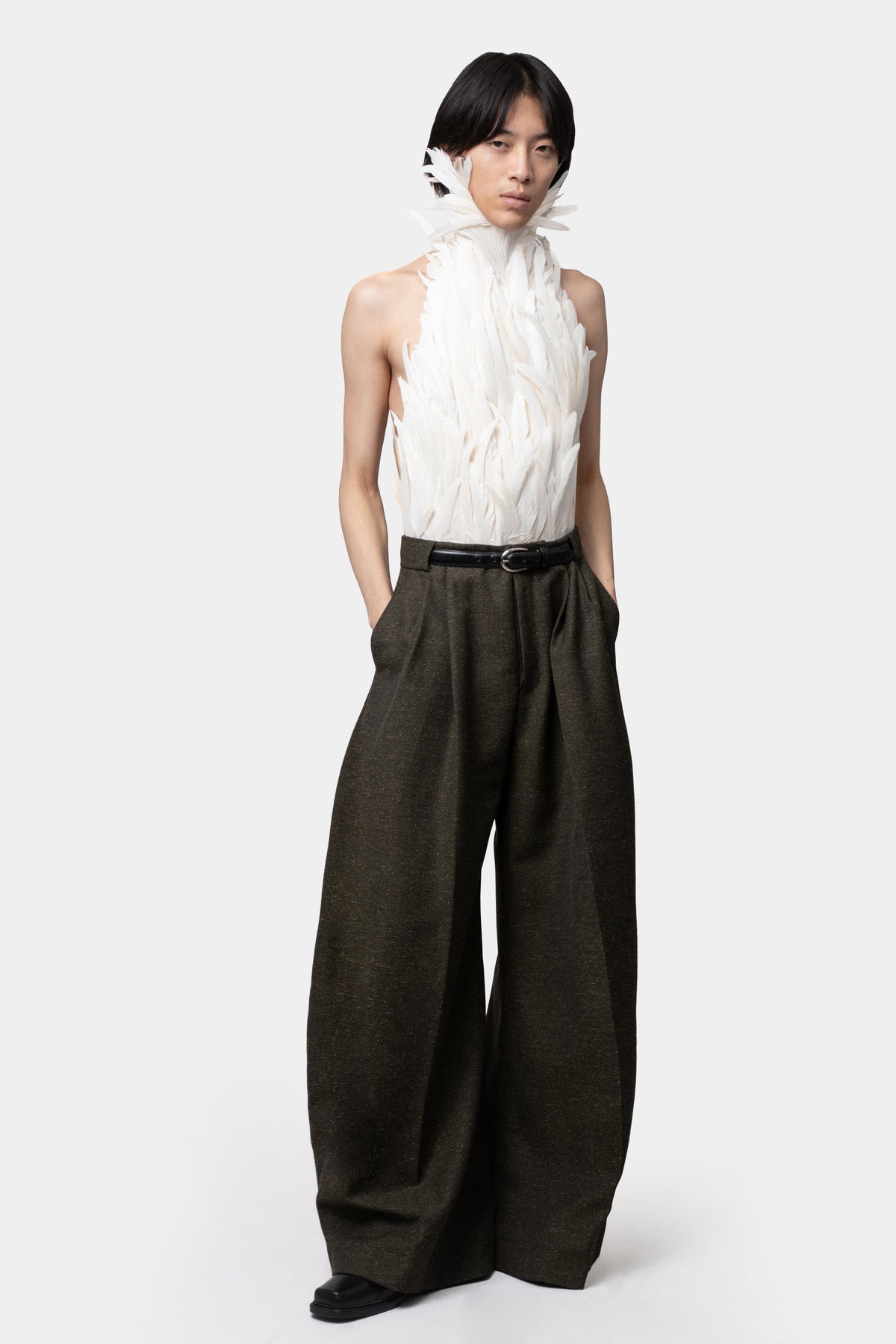 FEATHER TOP
