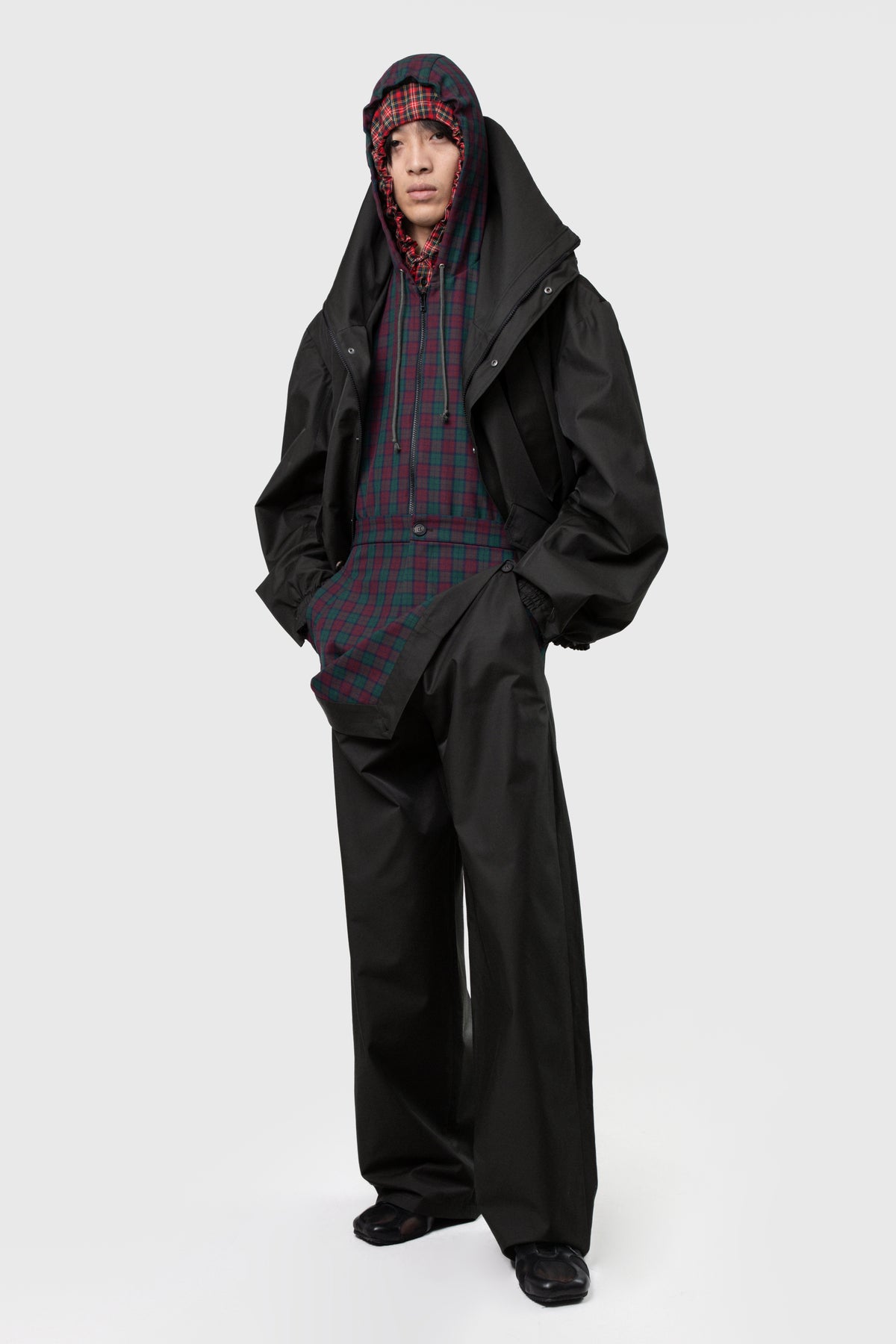 HOODED TRACK JACKET