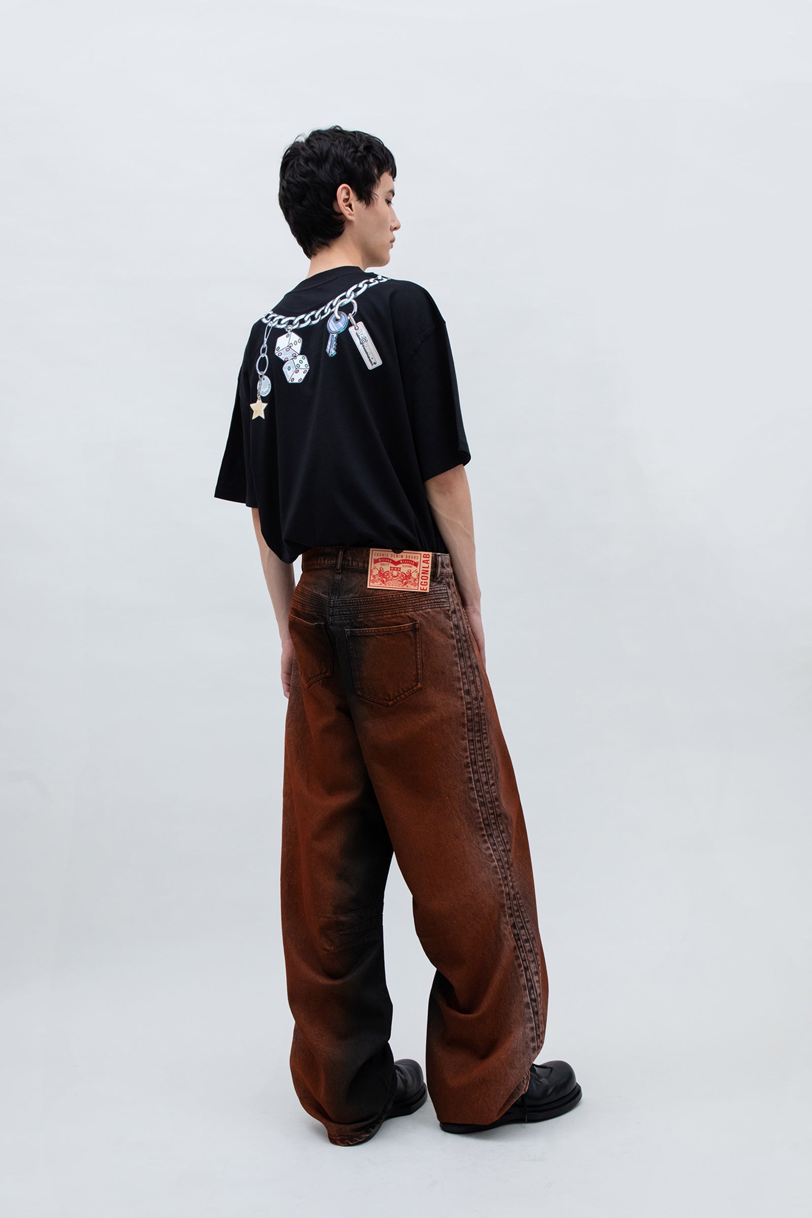 OVERSCALED DENIM