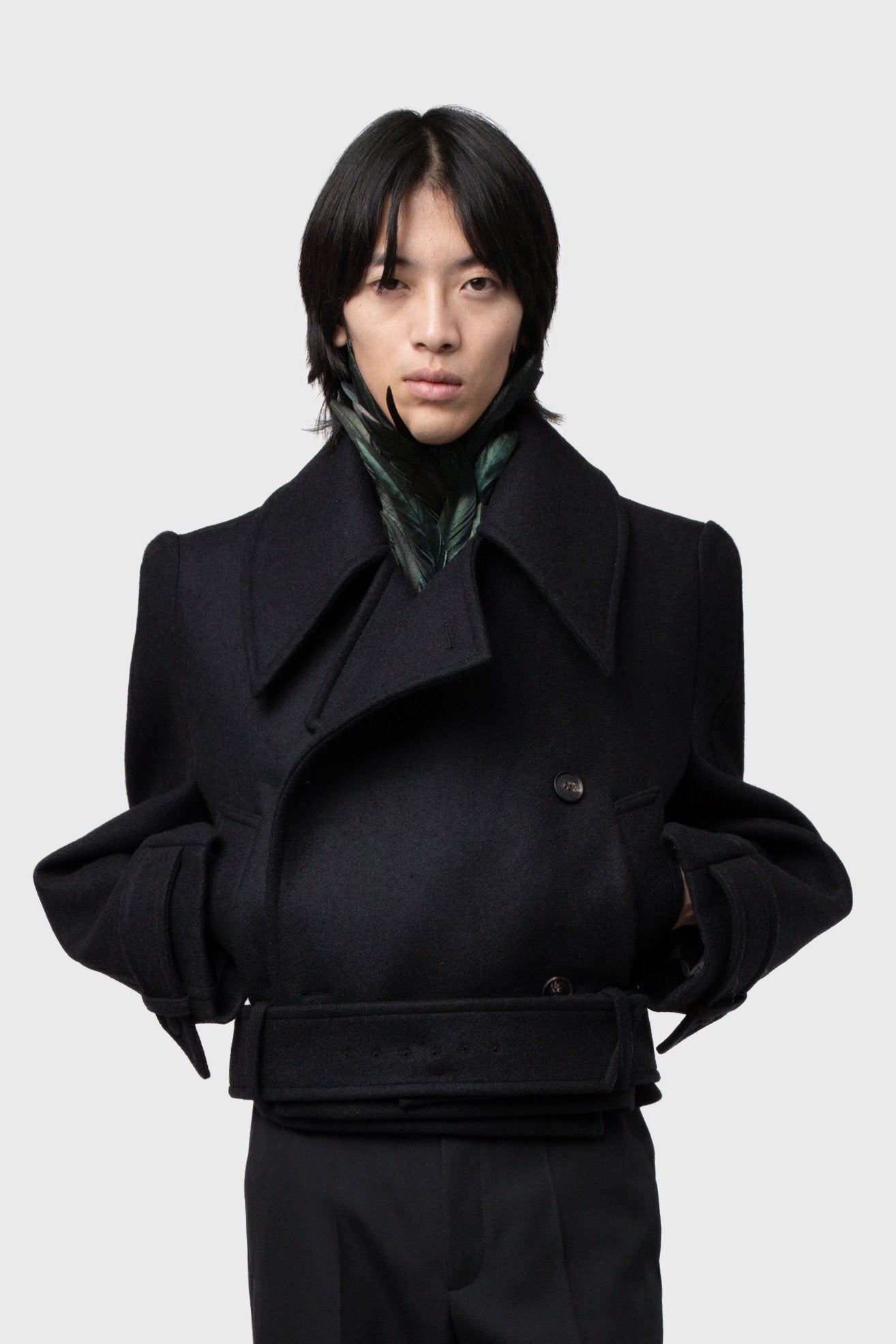 TAILORED RAGLAN CROP COAT