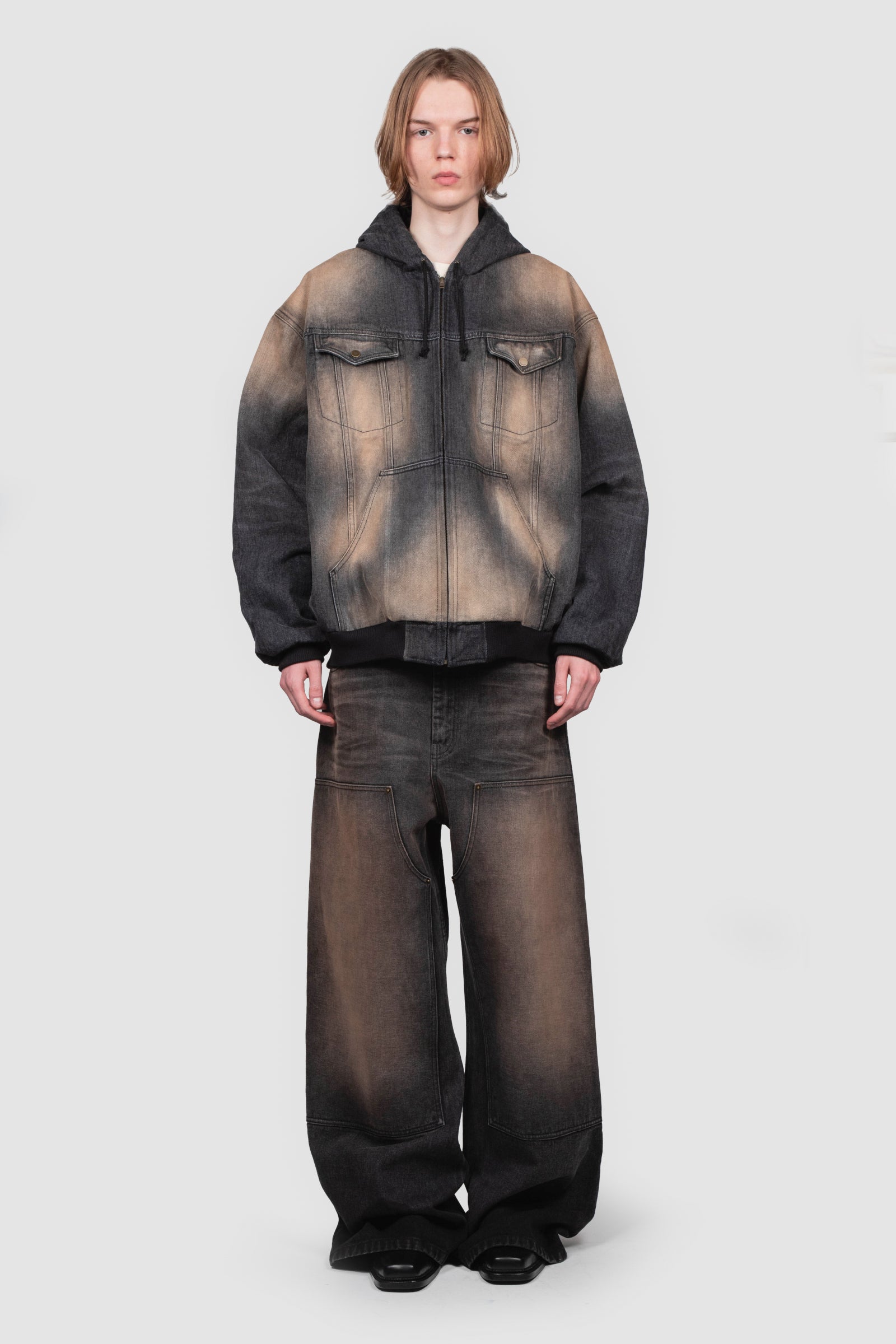 HOODED JACKET