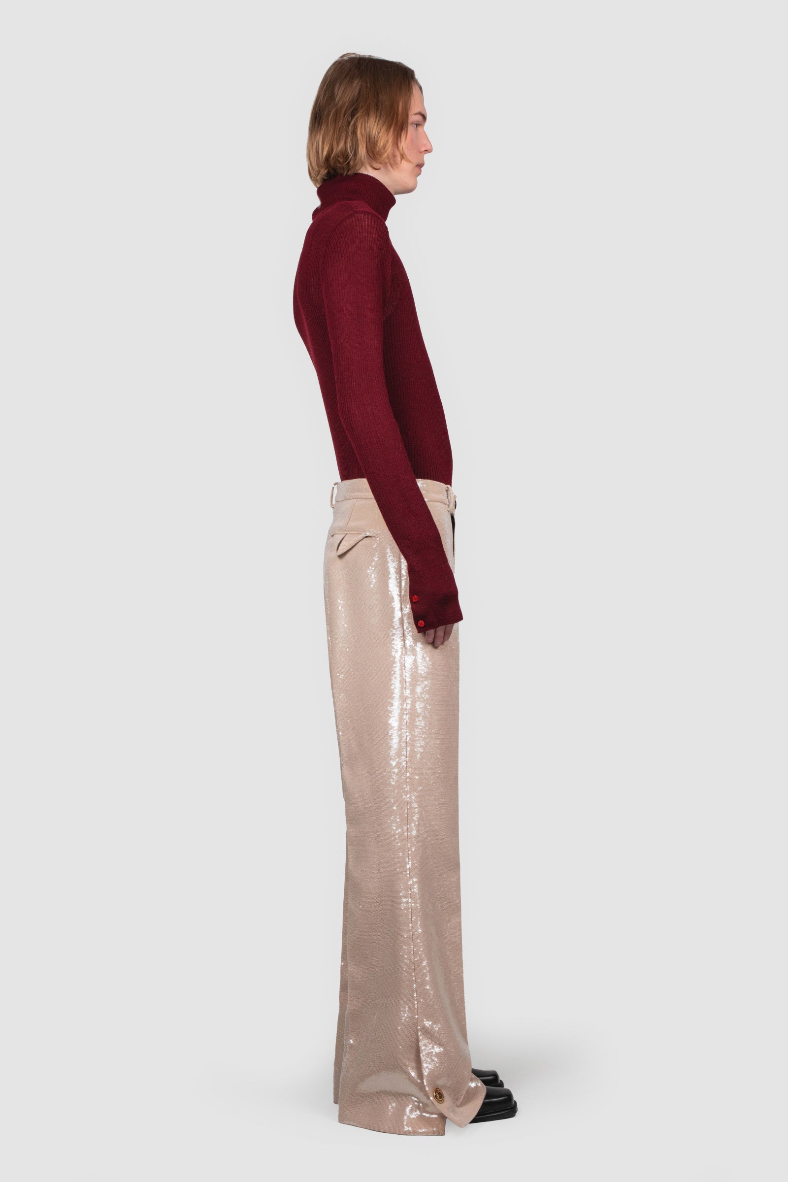 FITTED TURTLENECK