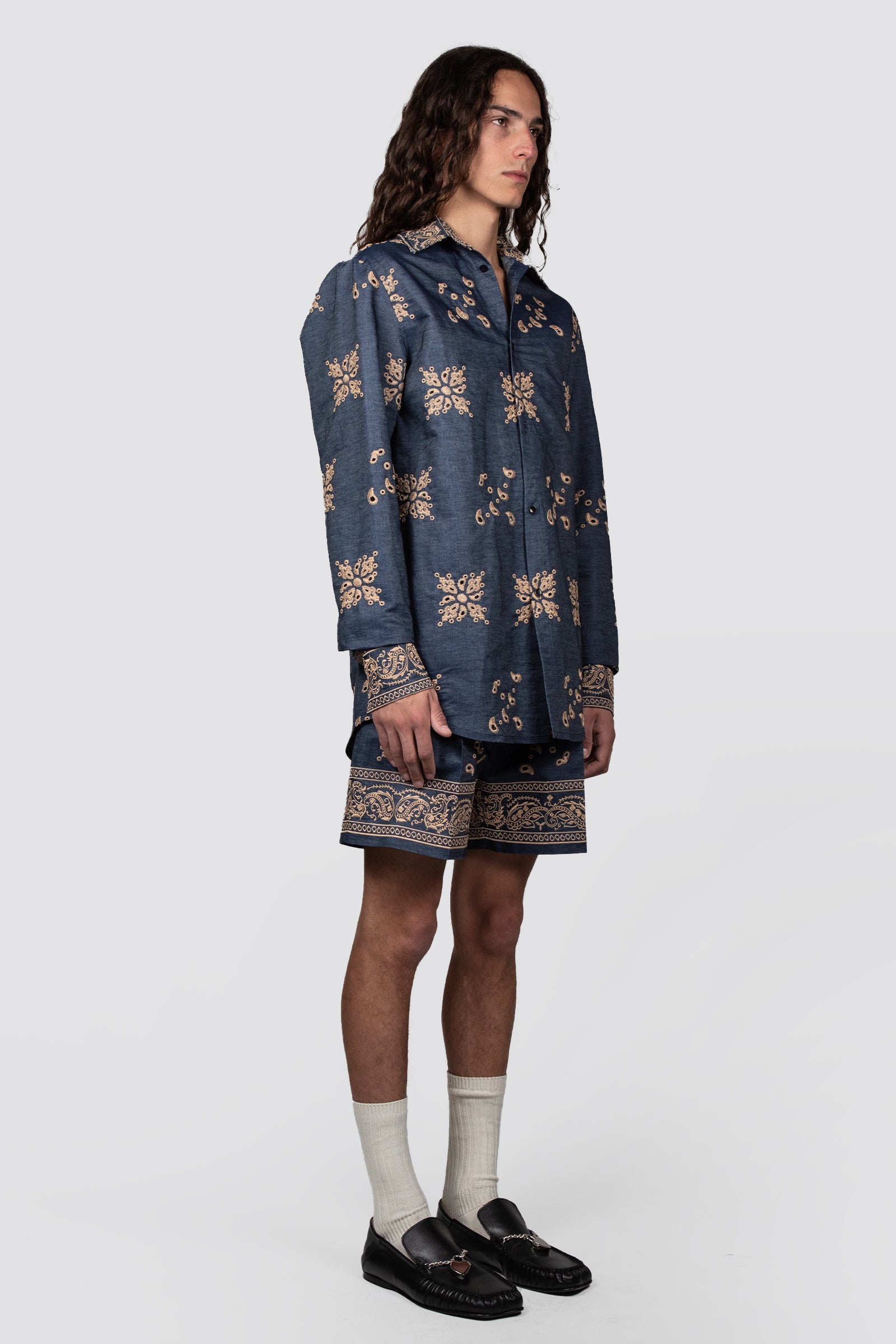 LONGSLEEVE SHIRT